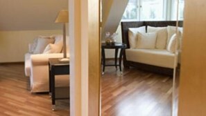 Desk, rollaway beds, free WiFi, bed sheets