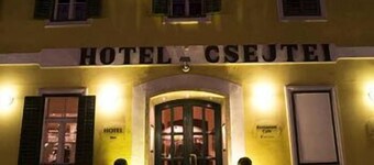 Hotel Csejtei