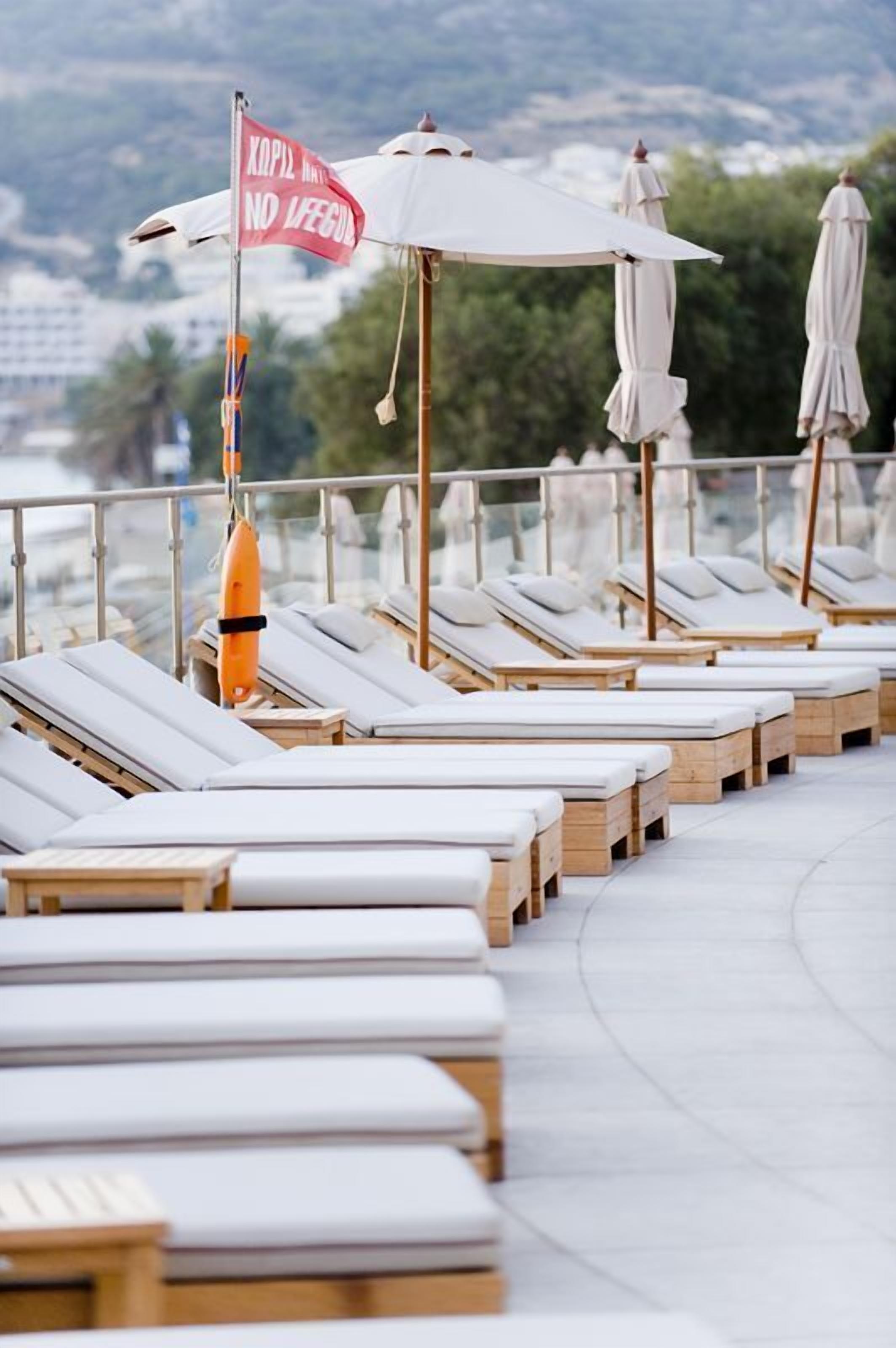 Sundeck