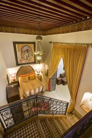 Select Comfort beds, in-room safe, individually decorated - Dar Tazi - Medina View (Fes)