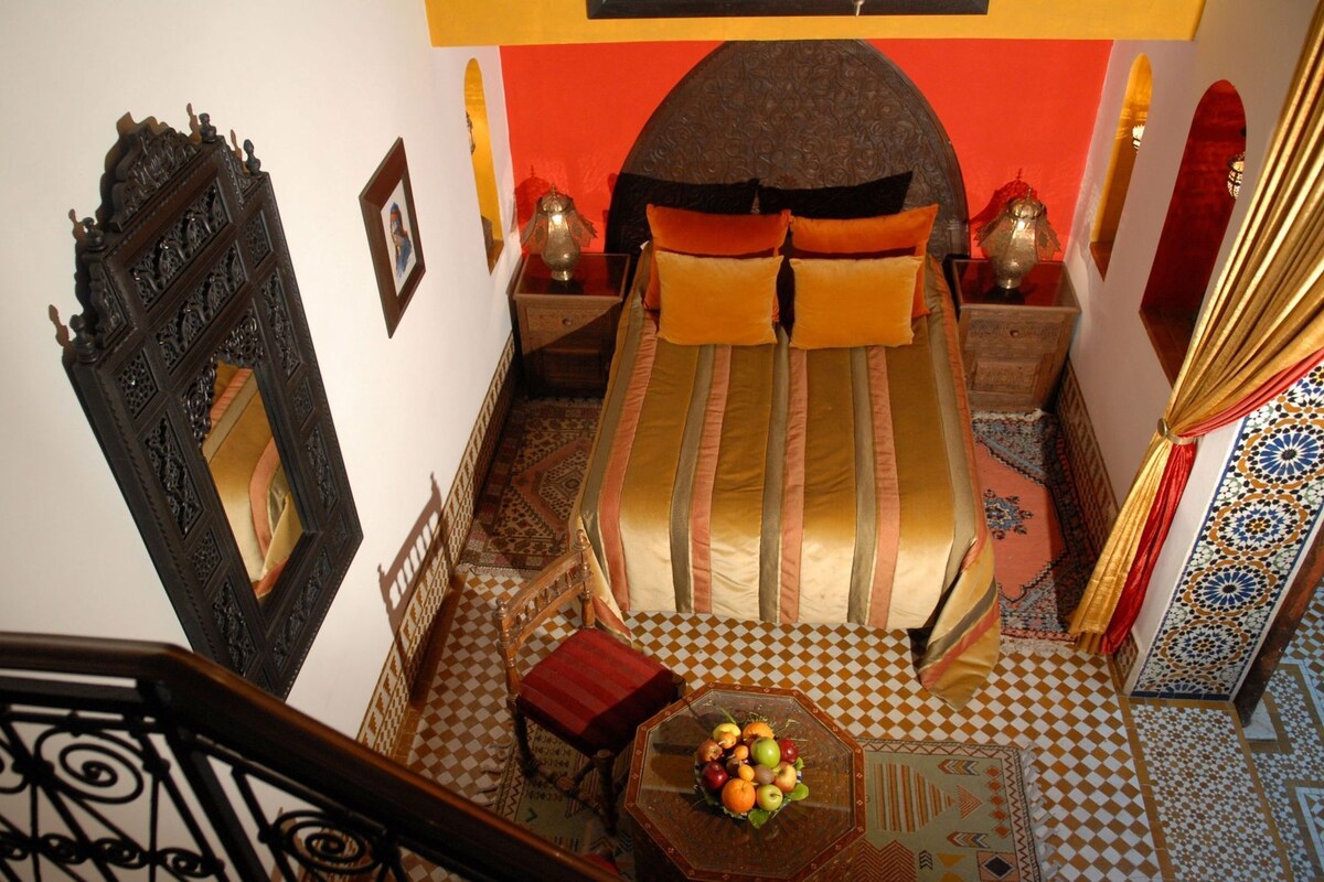 Camas Select Comfort, cofres nos quartos, escrivaninha
