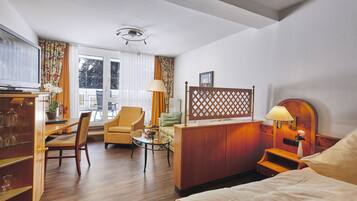 Superior-Zimmer, 1 Schlafzimmer, Gartenblick | 1 Schlafzimmer, hochwertige Bettwaren, Daunenbettdecken, Minibar