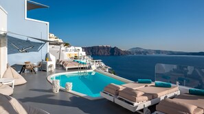 View from property - Kima Oia Suites (Santorini)