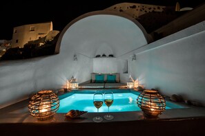 Exterior - Kima Oia Suites (Santorini)