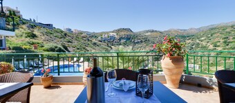 Erivolos Hotel Apartments