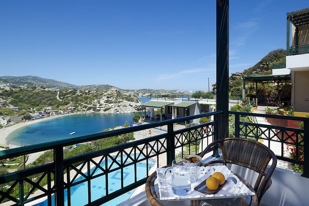 Erivolos Hotel Apartments