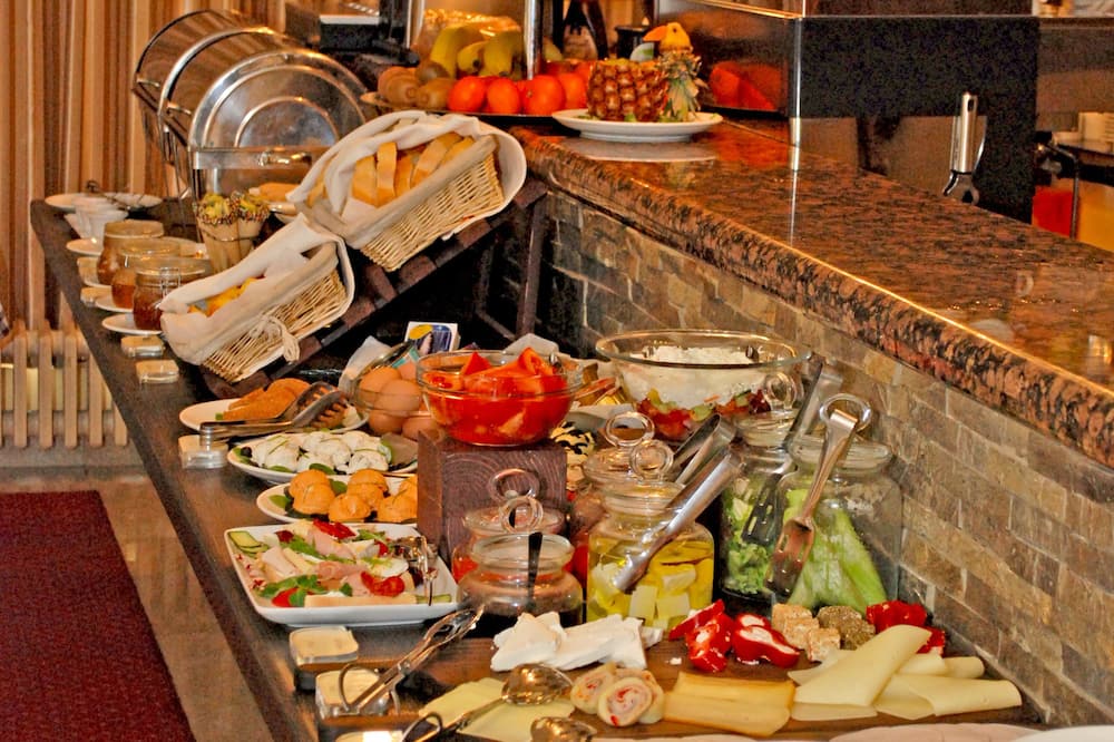 Planeta Inn Hotel