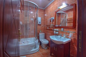 تجهيزات دش، مجففات شعر، برانس (أردية) حمّام، خف للقدمين