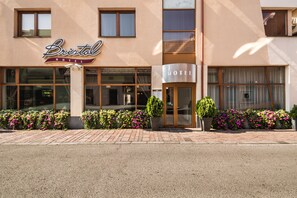 Front of property - Boutique Hotel Bristol (Kosice)