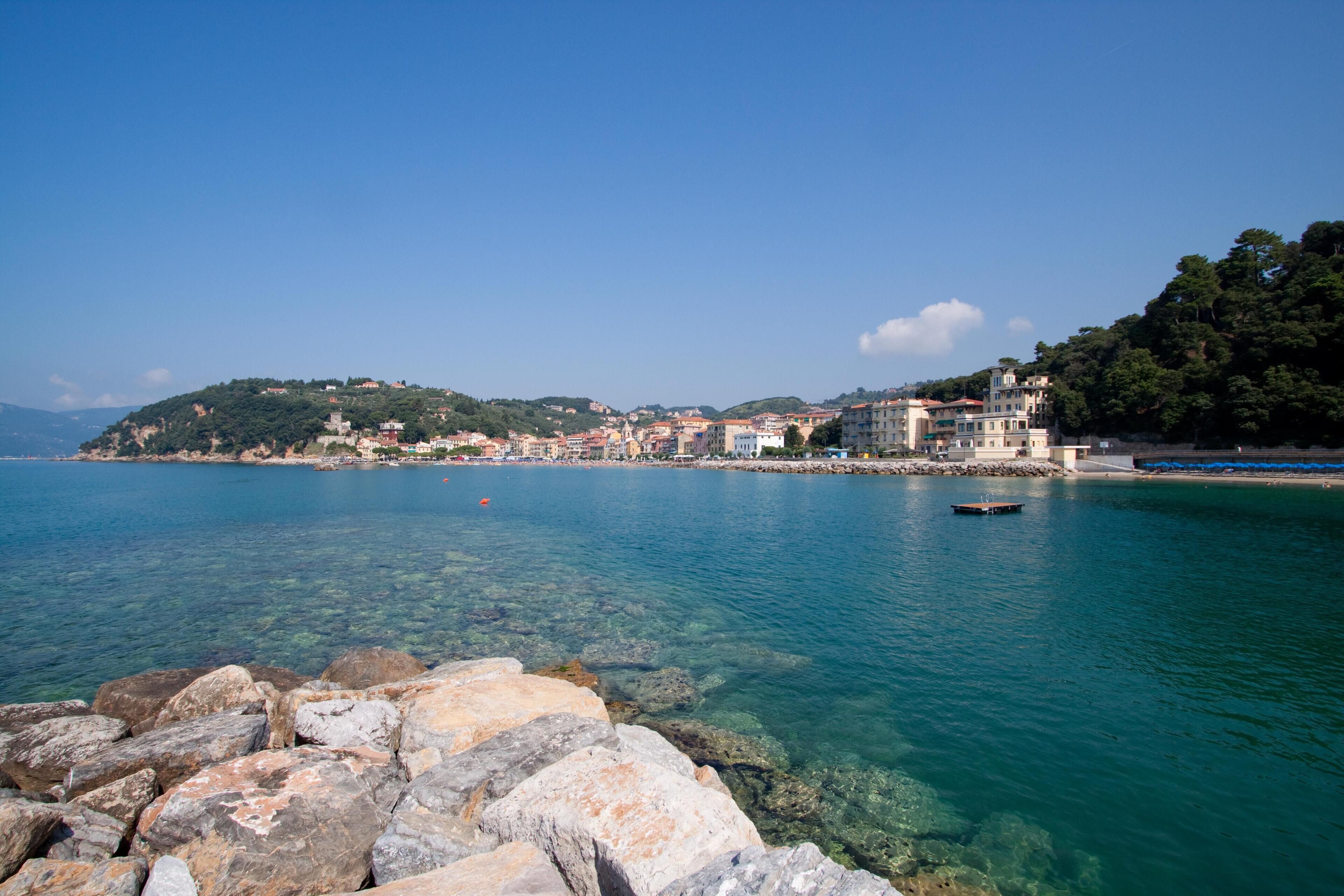 double room, sea view (no balcony) | view from room