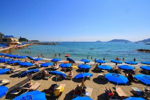 Private beach, beach towels, beach bar - Hotel San Terenzo (Lerici)