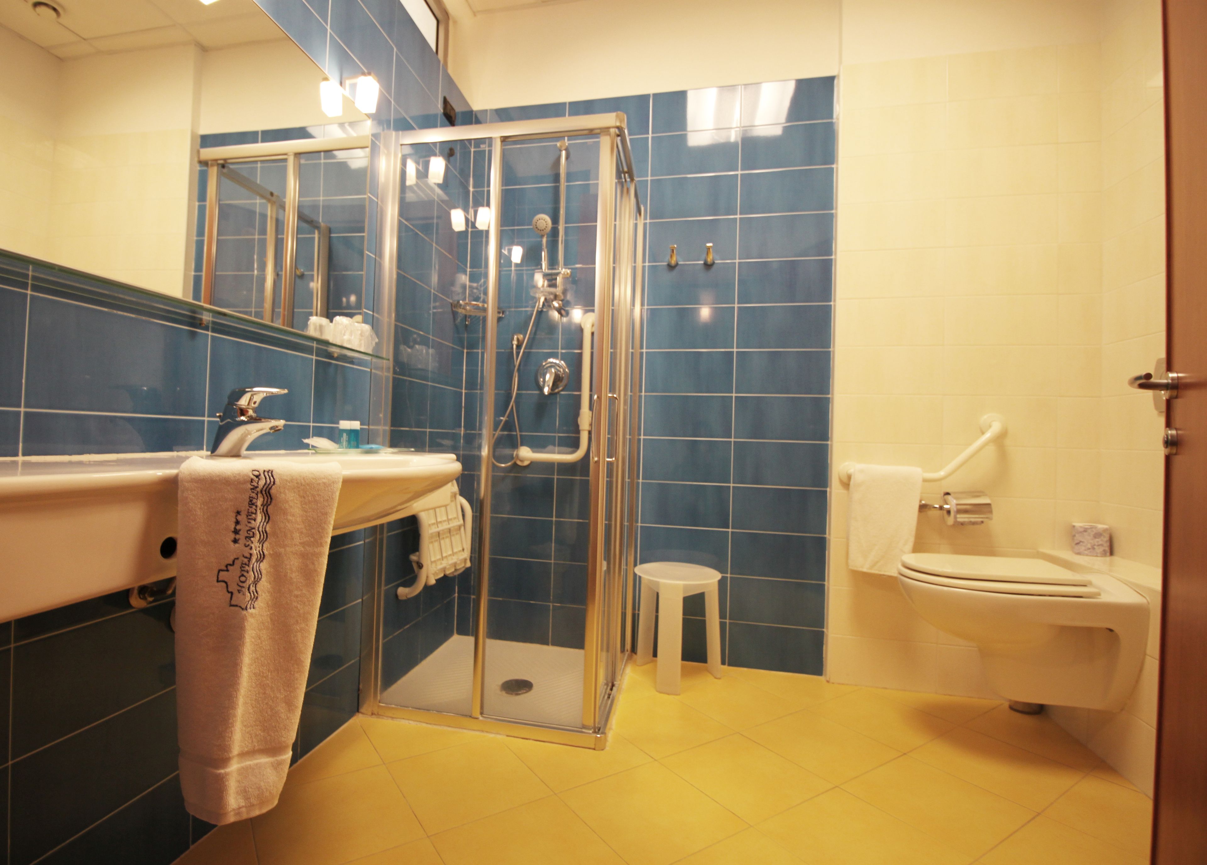 shower, free toiletries, hair dryer, slippers