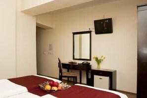 Phòng 2 giường đơn Tiêu chuẩn | Minibar, két bảo mật tại phòng, bàn, bàn ủi/dụng cụ ủi quần áo 