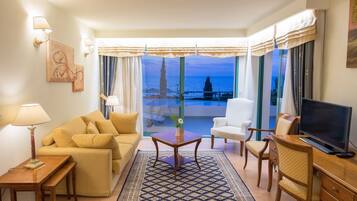 Executive Suite | Living area | LED TV
