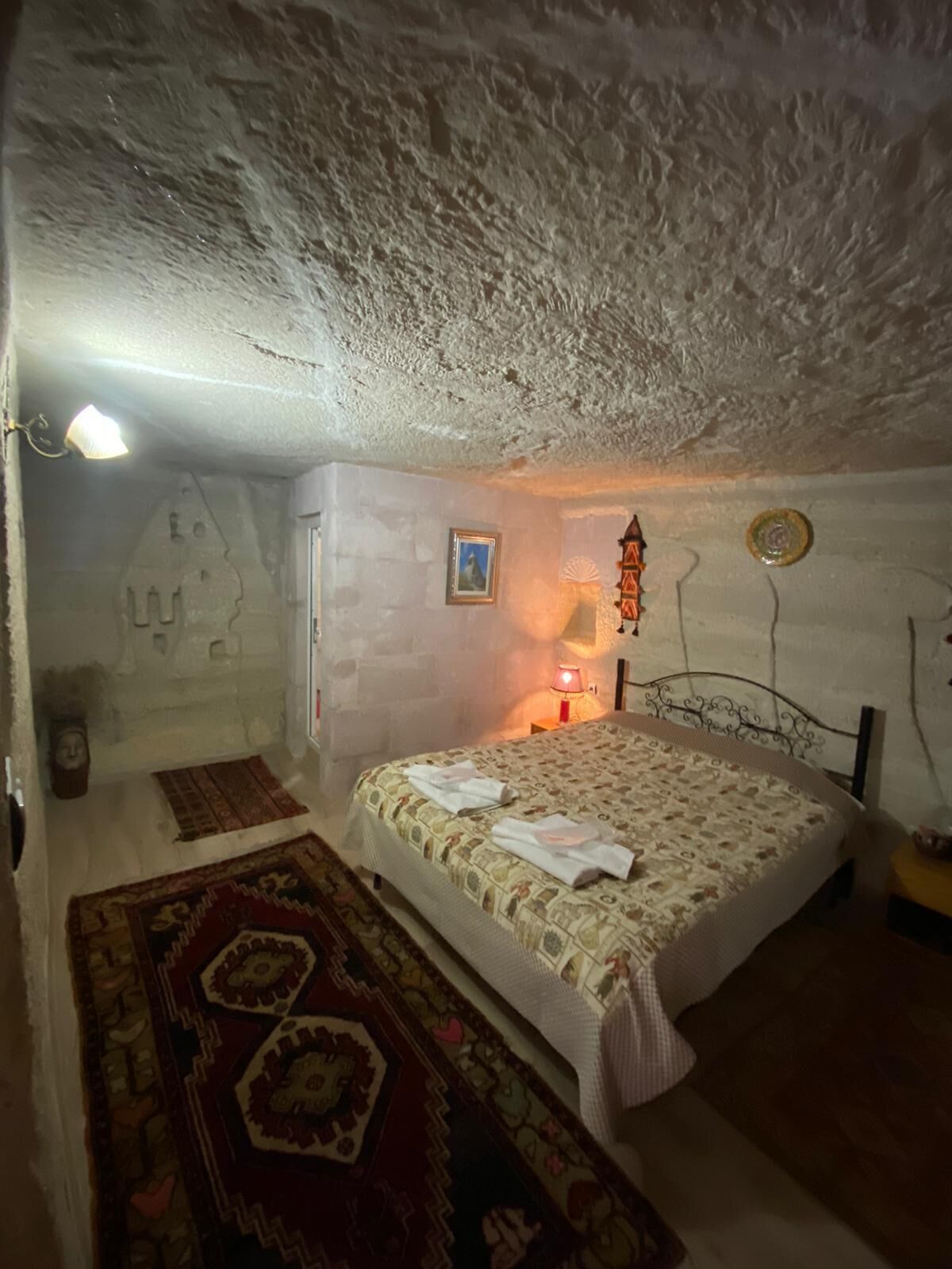 Cave Double Room | Pillowtop beds, individually decorated, desk, soundproofing
