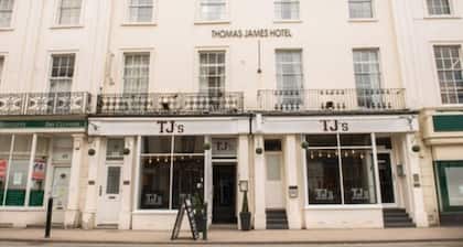 Thomas James Hotel