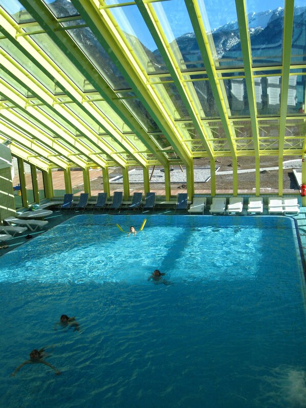 Piscine couverte