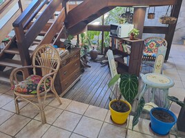 32-inch Smart TV with cable channels