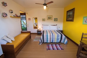 Minibar, caja de seguridad en la habitación, escritorio y wifi gratis