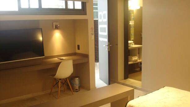 Premium bedding, pillow-top beds, iron/ironing board (on request) - Garden Hotel (Córdoba)