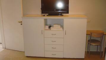 Comfort Room | Premium bedding, pillowtop beds, individually furnished