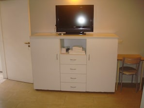 Chambre Confort | Literie de qualité supérieure, surmatelas, ameublement personnalisé