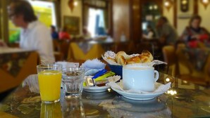 Breakfast area - Garden Hotel (Córdoba)
