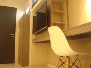 Phòng Royal (Plus) | Bộ đồ giường cao cấp, nệm có lớp đệm bông