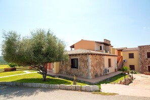 Exterior - Albergo Residenziale Li Troni (Budoni)