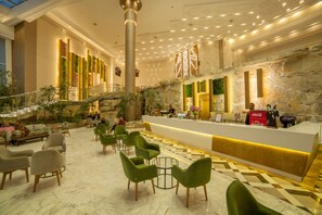 6 bars/lounges, poolside bar - Magic Life Africana (Hammamet)