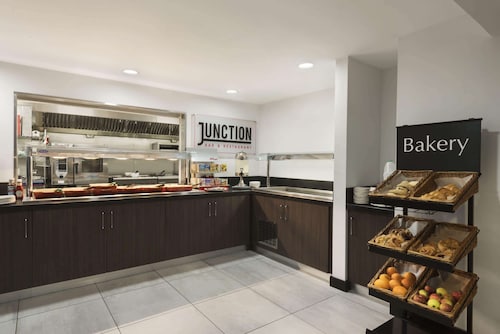 Ramada by Wyndham Cambridge