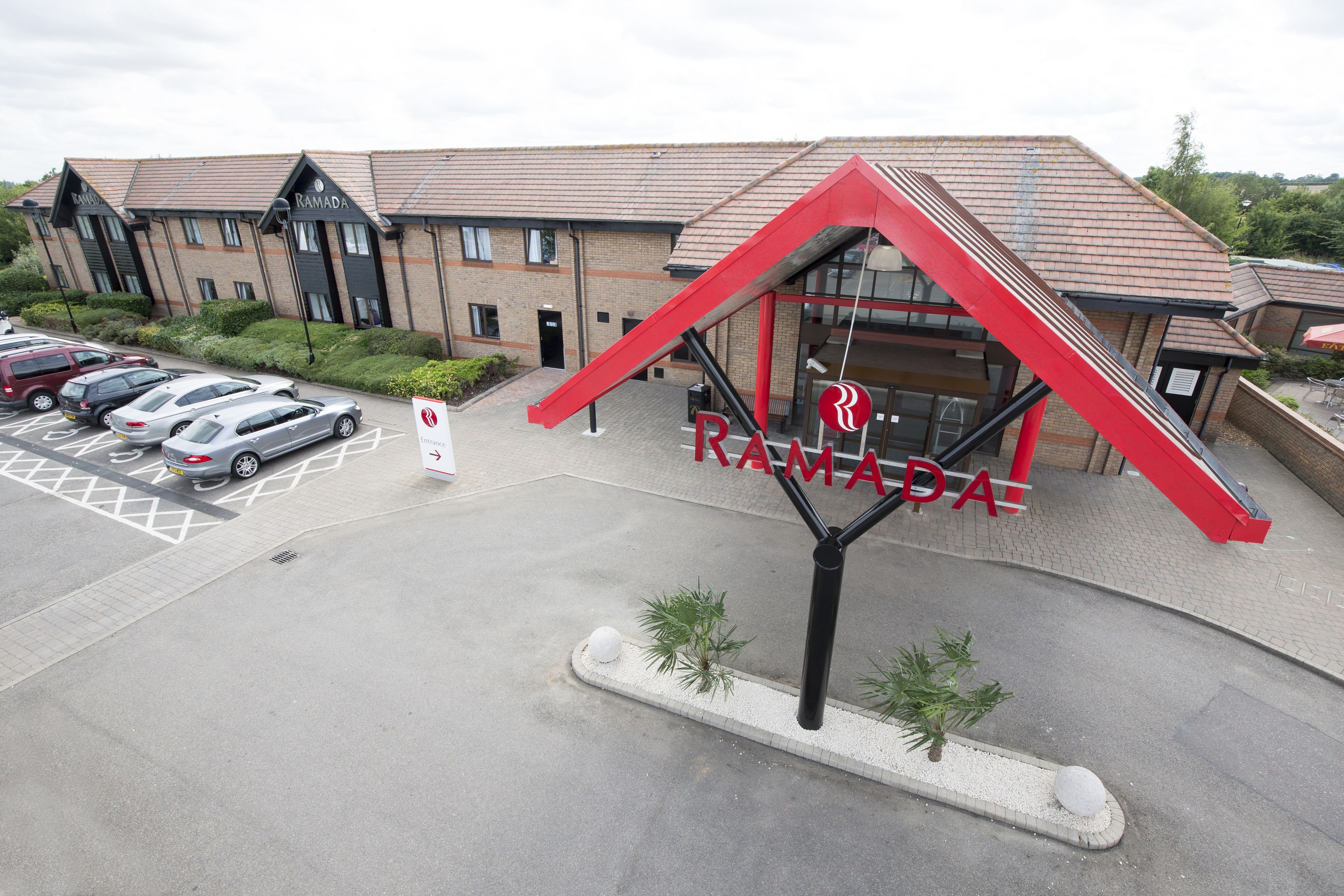 Foto - Ramada Cambridge