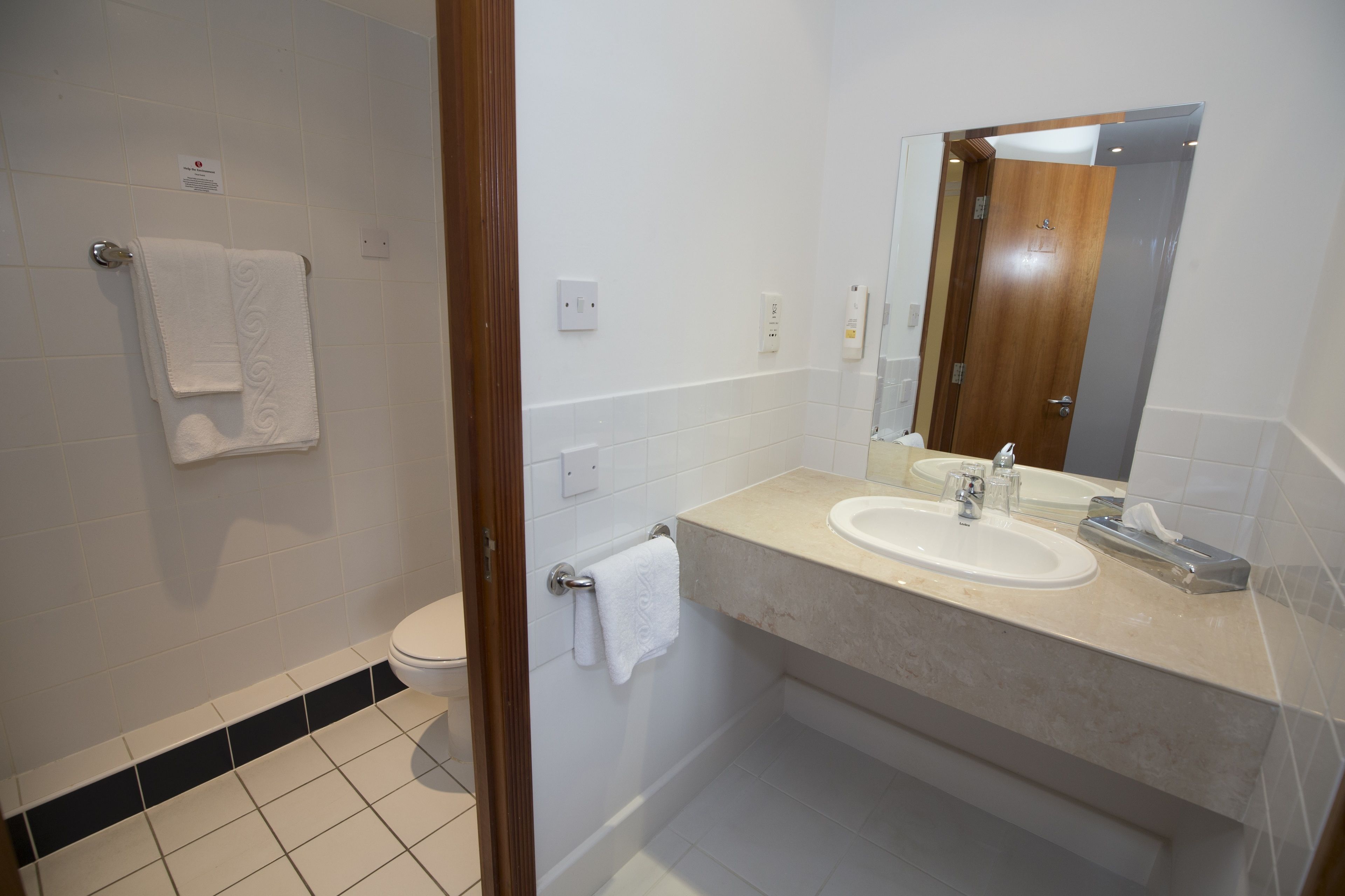 Photo - Ramada Cambridge