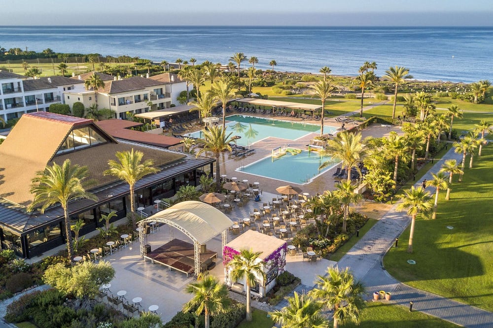 Impressive Playa Granada Golf