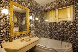 Swedish massages, massages - Weekend Boutique Hotel (Chisinau)