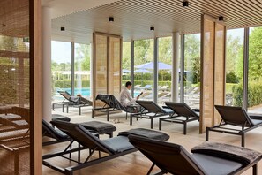 Salas para tratamentos a dois, sauna seca, sauna a vapor