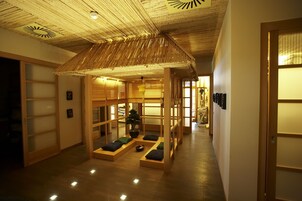 Couples treatment room(s), sauna, steam room, body treatments