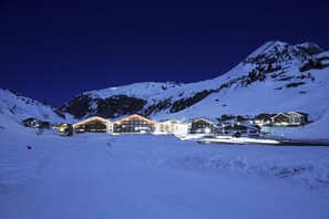 Façade de l’hébergement - soirée/nuit