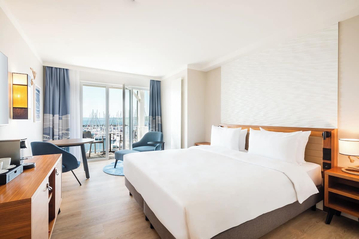 Premium Room, Sea View (1 King Bed) | In-room safe, desk, blackout curtains, iron/ironing board (on request)