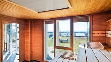 Couples treatment room(s), sauna, steam room, body treatments