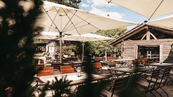 Sundeck