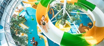 弗莱森湖榉木度假酒店