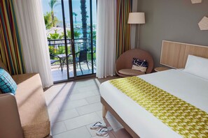 Dobbeltrom – superior | Minibar, safe på rommet, skrivebord og lydisolert