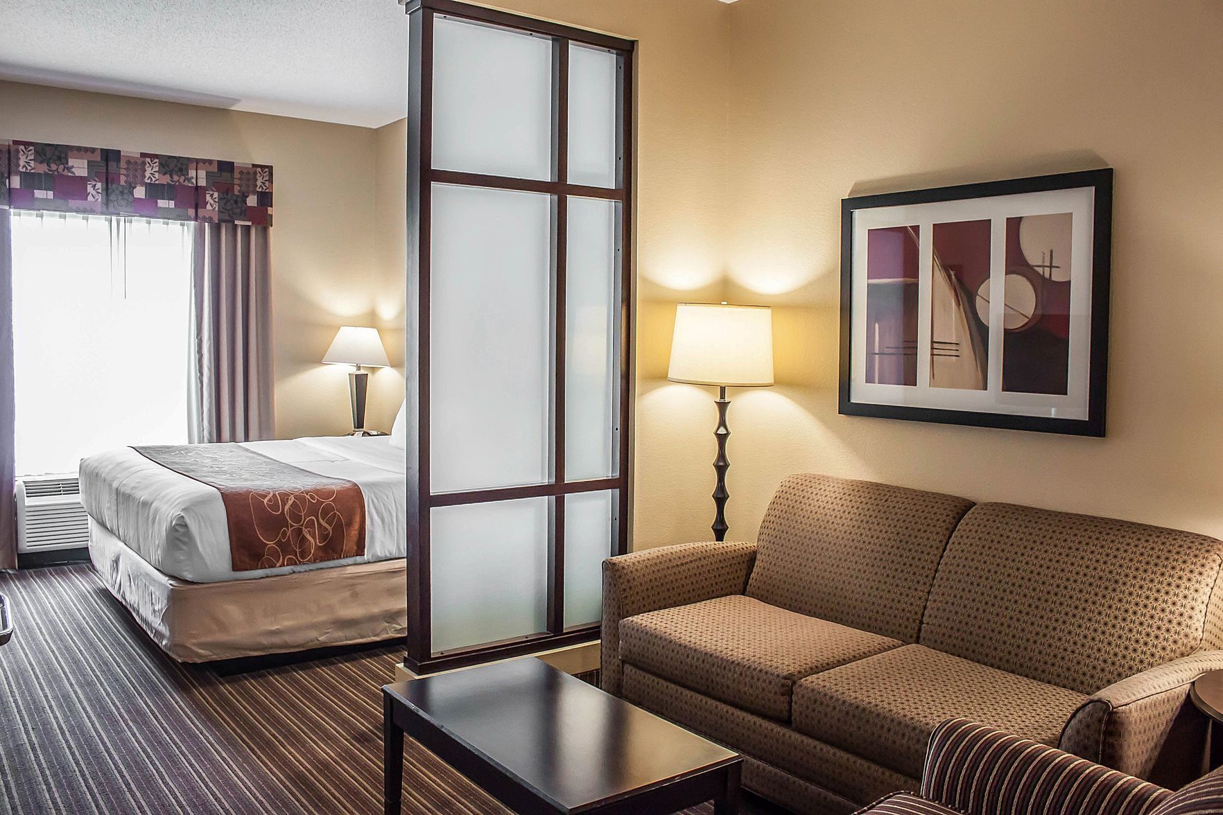 Surmatelas, coffres-forts dans les chambres, bureau