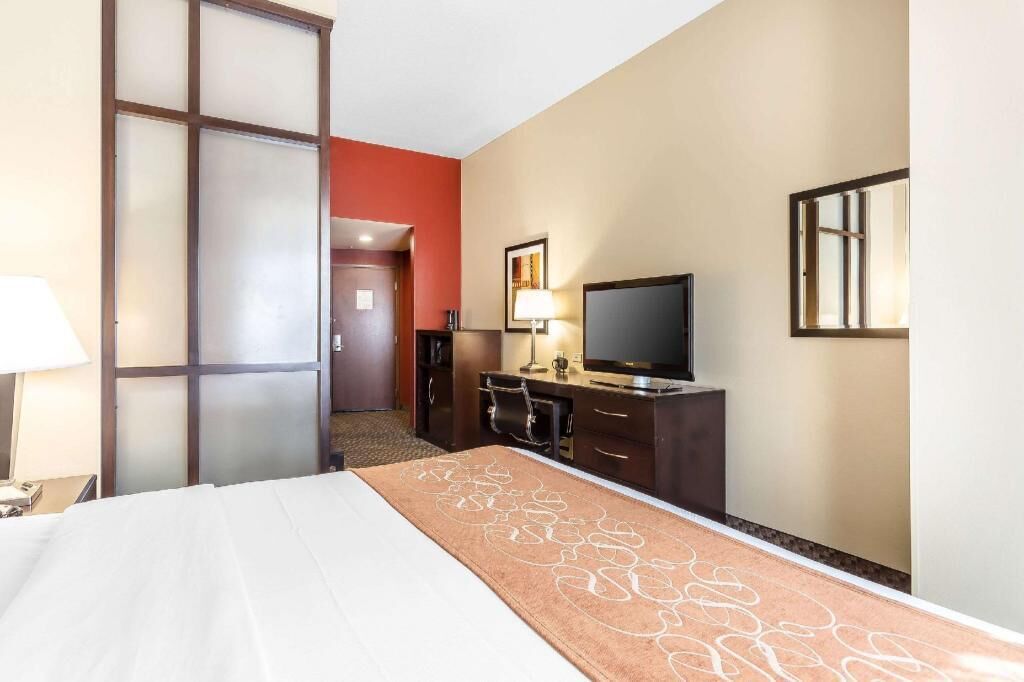 Surmatelas, coffres-forts dans les chambres, bureau