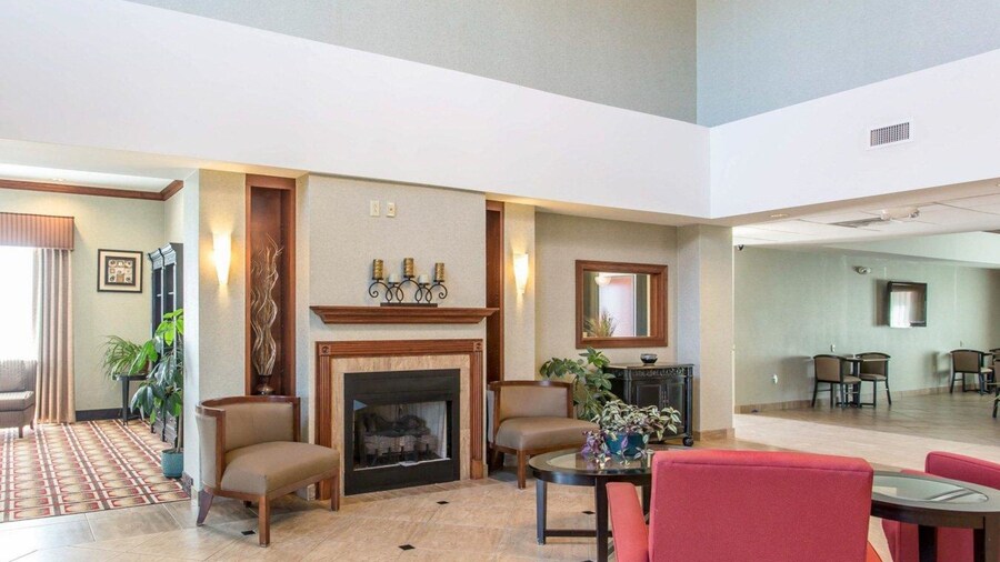 Comfort Inn & Suites Madisonville