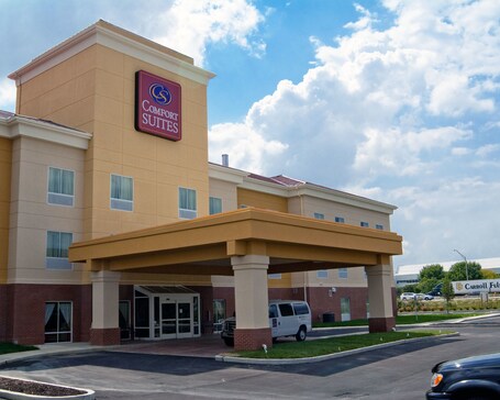 Comfort Suites near Indianapolis Airport - Image 17