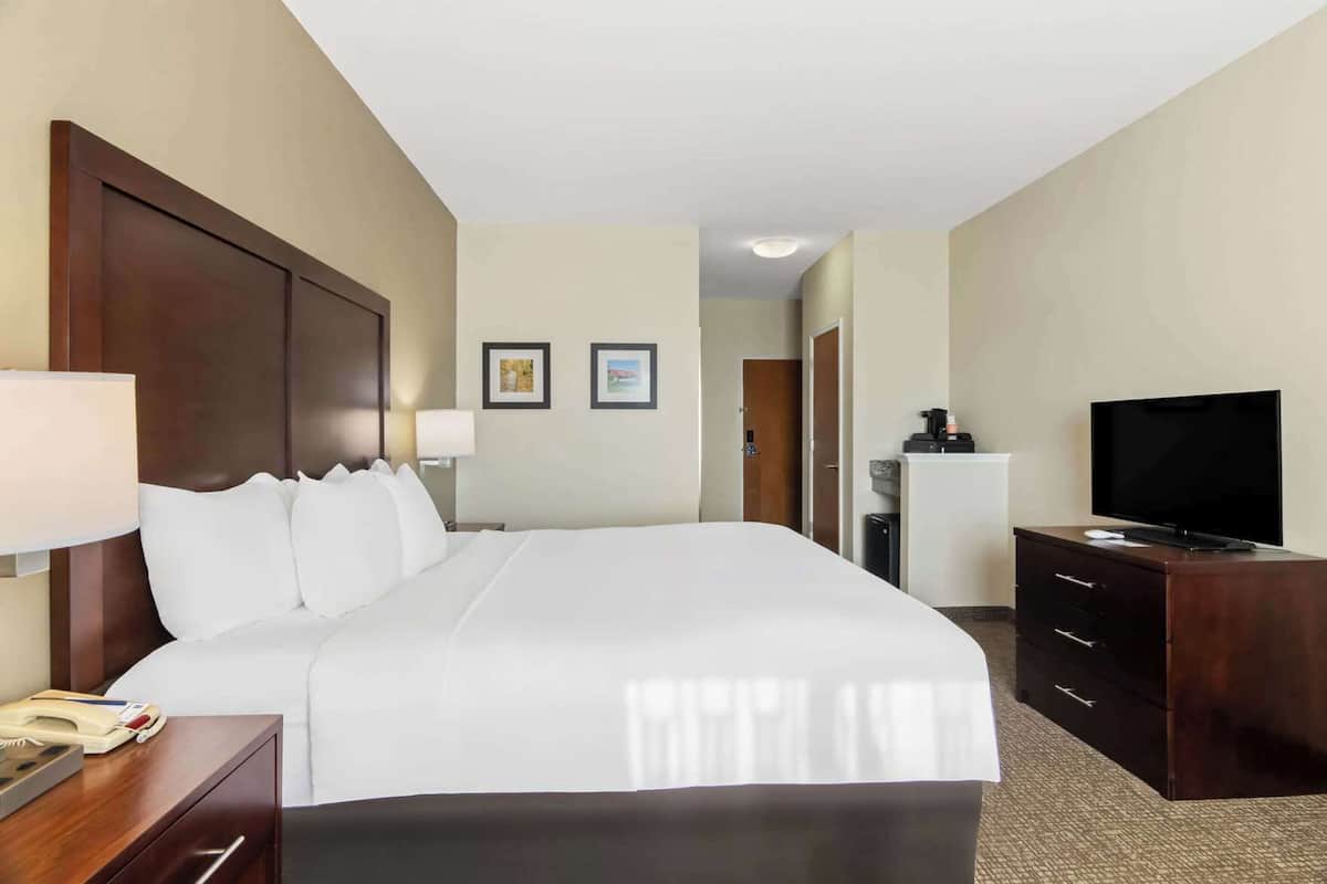 Pillow-top beds, iron/ironing board, free cots/infant beds, free WiFi