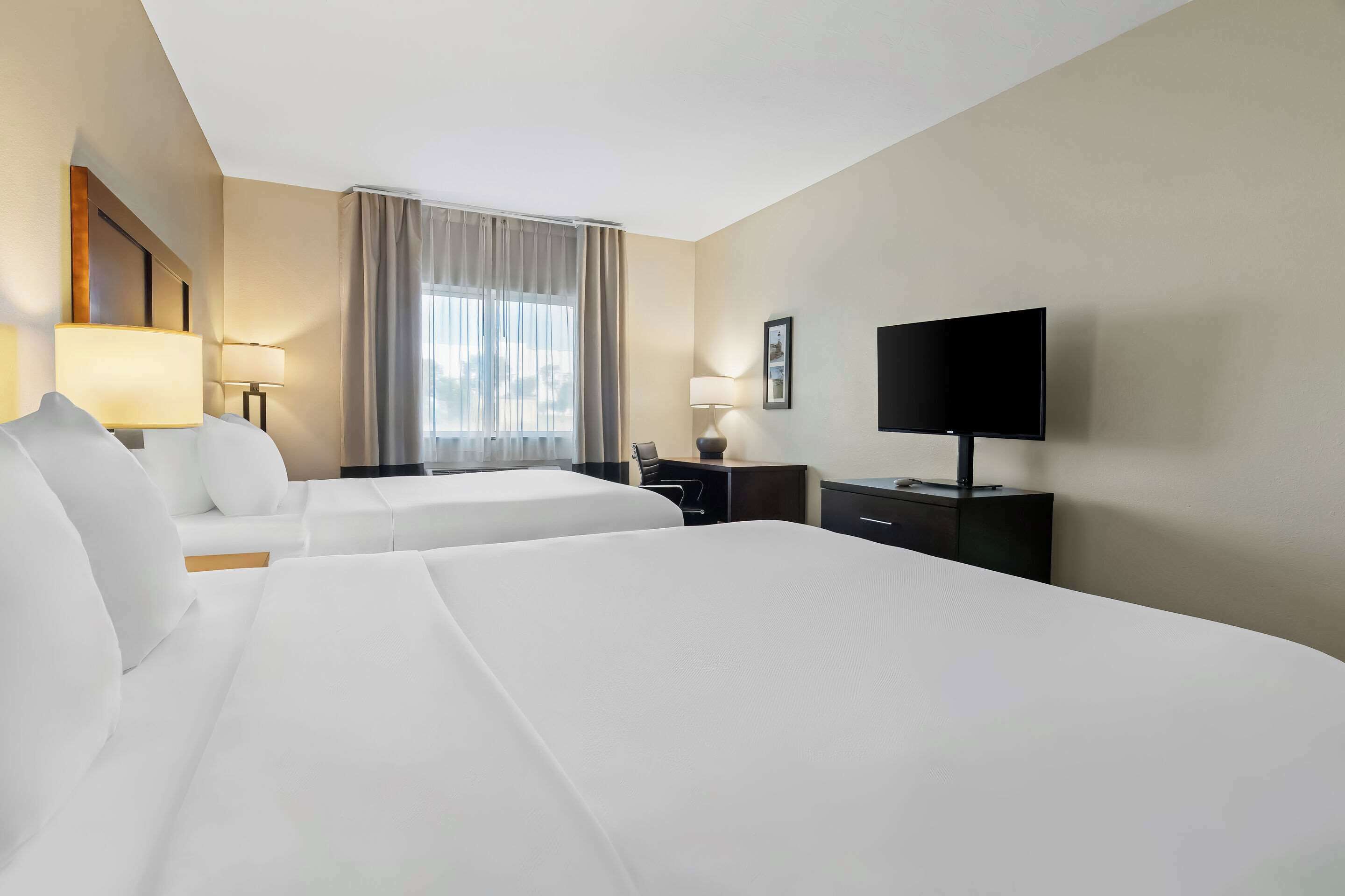 standard room, 2 double beds, non smoking | pillow-top beds, iron/ironing board, free cots/infant beds, free wifi