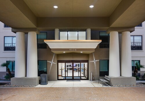 Holiday Inn Express & Suites San Antonio NW near SeaWorld by IHG